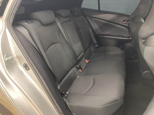 プリウスS 内装他