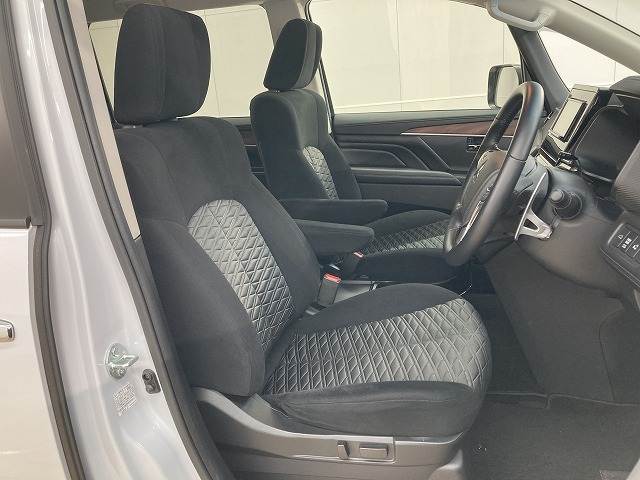 三菱&nbsp;デリカD5の画像5