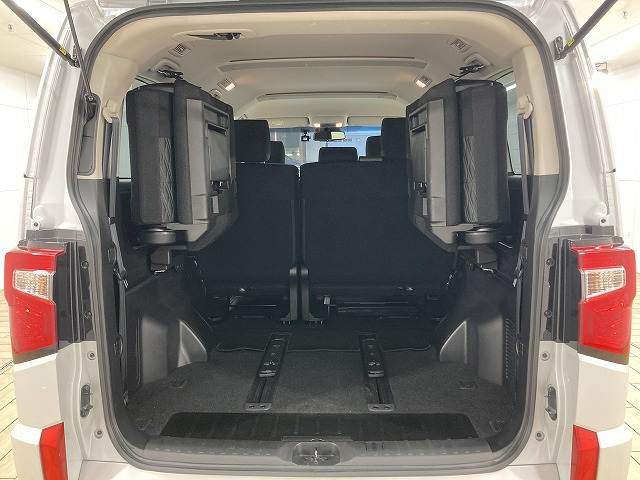 三菱&nbsp;デリカD5の画像13