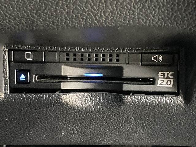 トヨタ プリウスPHVの画像12