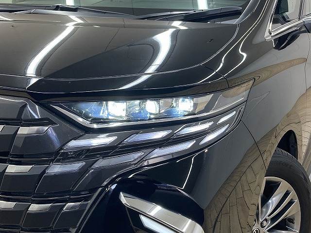 トヨタ アルファードハイブリッドの画像20