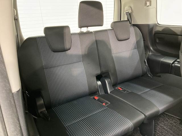 トヨタ&nbsp;ヴォクシーの画像7