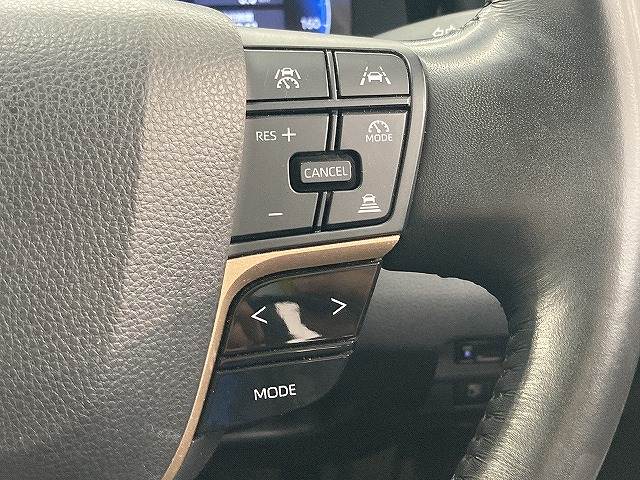 トヨタ クラウンクロスオーバーの画像9