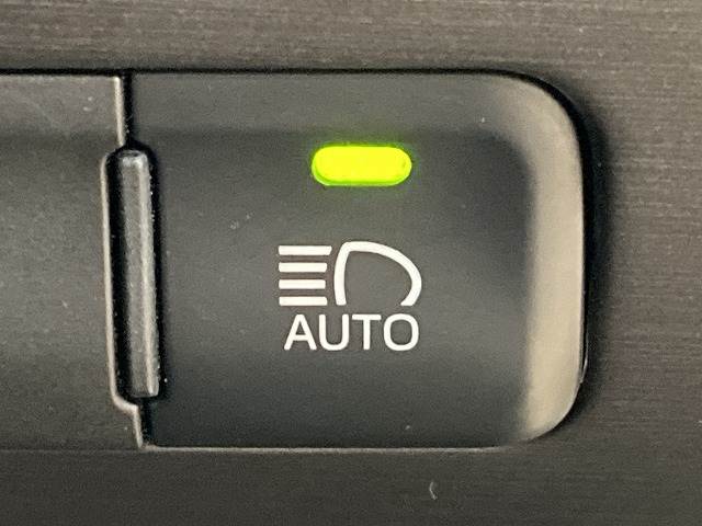 トヨタ プリウスPHVの画像11