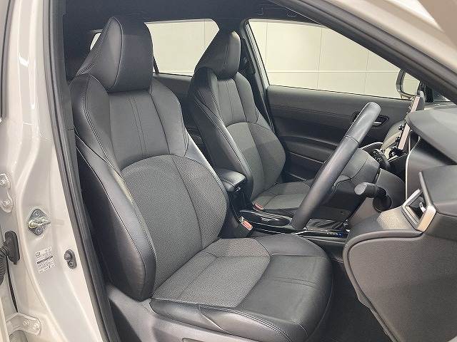 カローラクロス□HYBRID Z 内装他