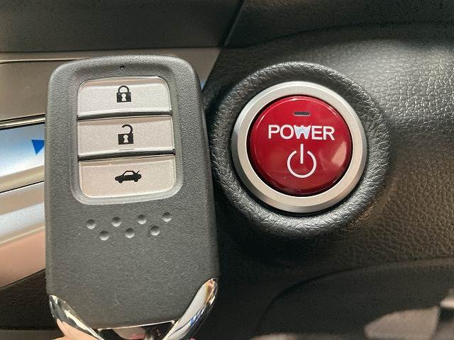 ホンダ アコードハイブリッドの画像9