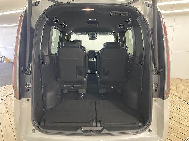 ホンダ ステップワゴンの画像13