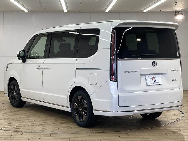 ホンダ ステップワゴンの画像16