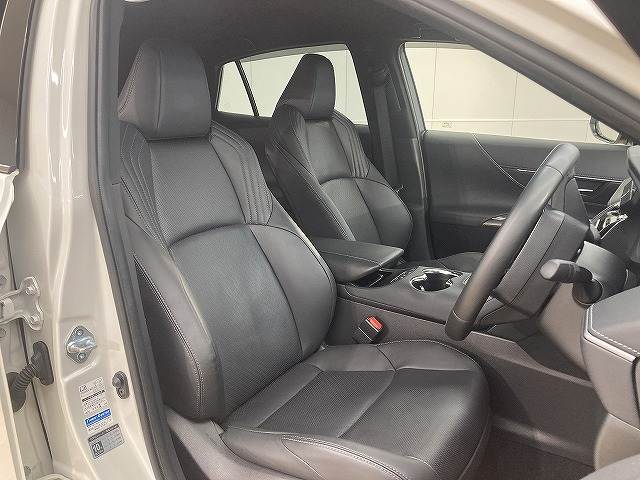 ハリアーハイブリッドZ “Leather Package” 内装他