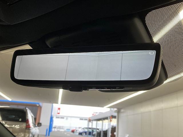 トヨタ クラウンクロスオーバーの画像11