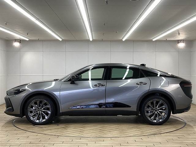 トヨタ クラウンクロスオーバーの画像16