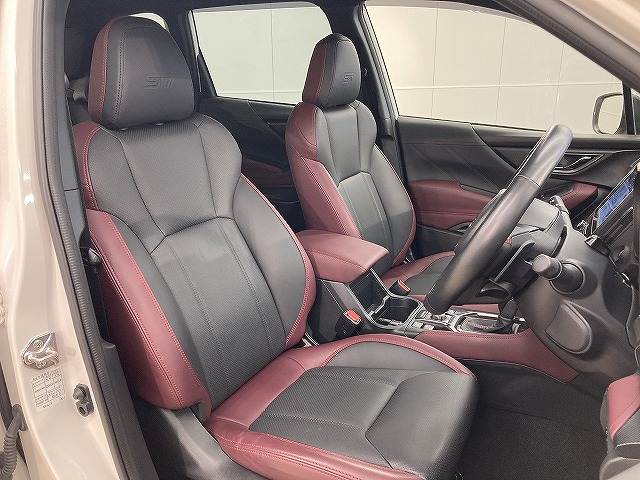 フォレスターSTI Sport 内装他