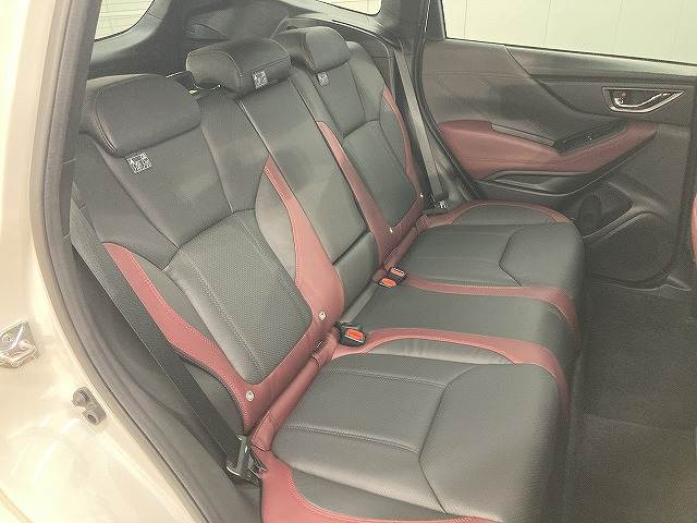 フォレスターSTI Sport 内装他