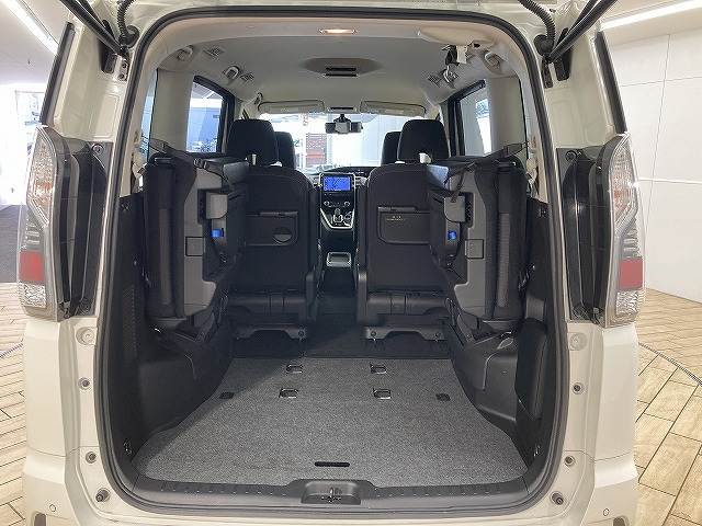 日産&nbsp;セレナの画像13