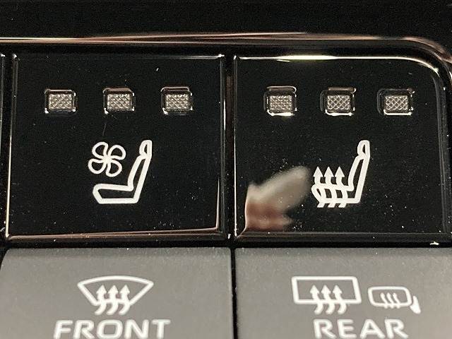 トヨタ クラウンクロスオーバーの画像8