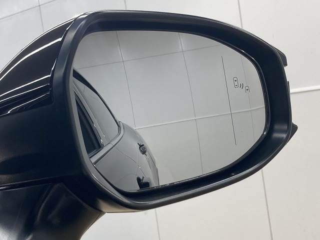 トヨタ クラウンクロスオーバーの画像12