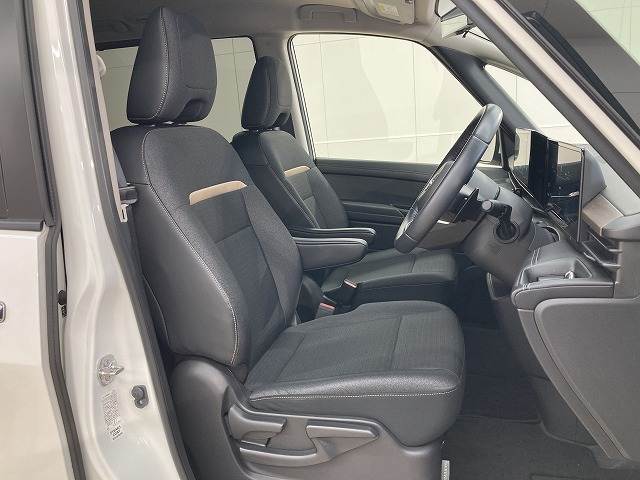 日産&nbsp;セレナの画像5