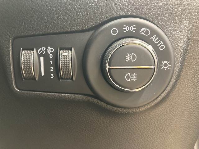 クライスラー&nbsp;JEEP COMPASSの画像9