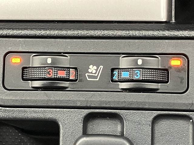 トヨタ&nbsp;ランドクルーザープラドの画像7