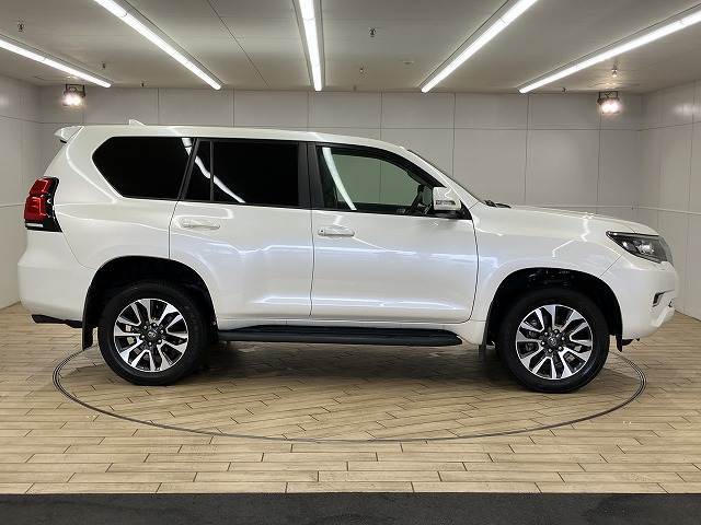 トヨタ&nbsp;ランドクルーザープラドの画像17