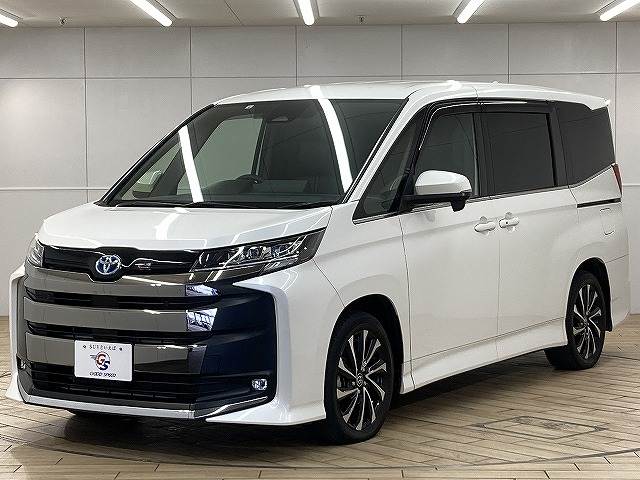 トヨタ ノアハイブリッドの画像14