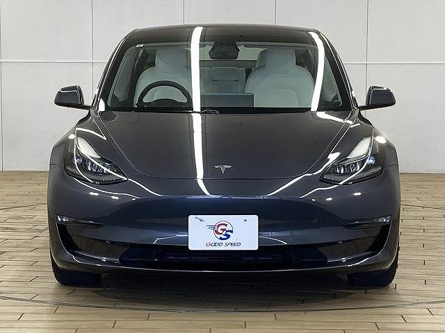 Model 3□ロングレンジ 内装他
