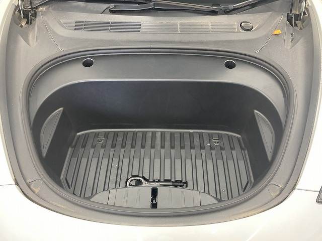 テスラ Model 3の画像18