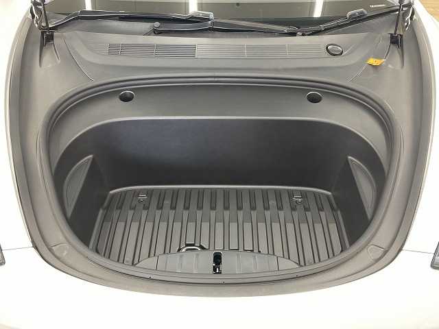 テスラ Model 3の画像18