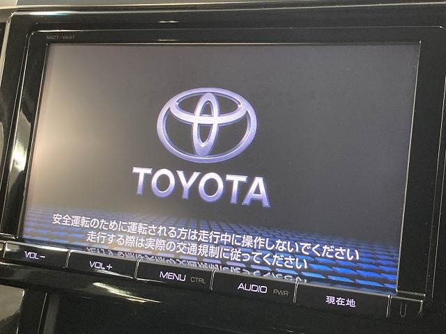 トヨタ アルファードの画像3