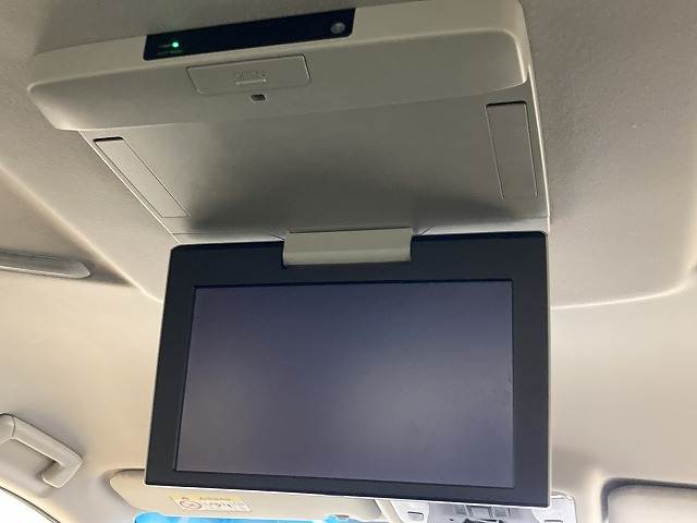 トヨタ アルファードの画像8