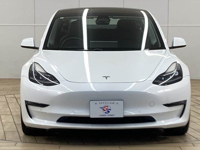 Model 3ロングレンジ 内装他