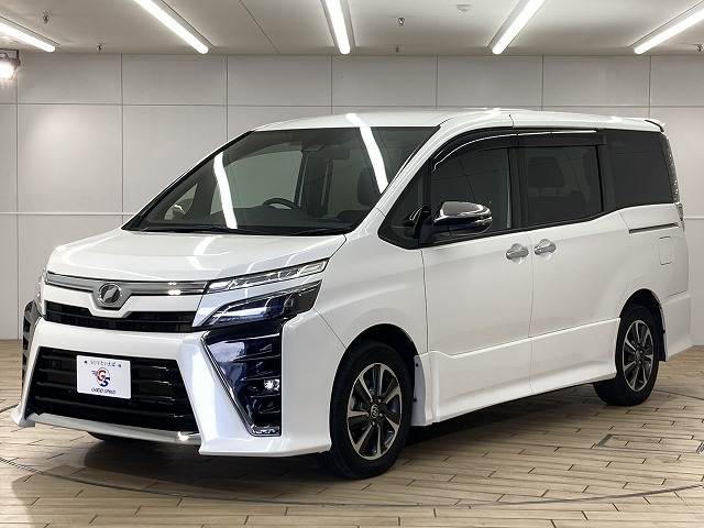 トヨタ ヴォクシーの画像14