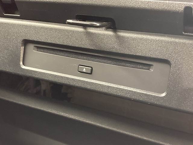 シエンタハイブリッドハイブリッドZ アドバンストパーク/全周囲カメラ/10.5型ディスプレイオーディオ/AppleCarPlay/オプション15インチアルミ/CDDVDデッキ/両側電動スライドドア/レーダークルーズコントロール/ 内装他