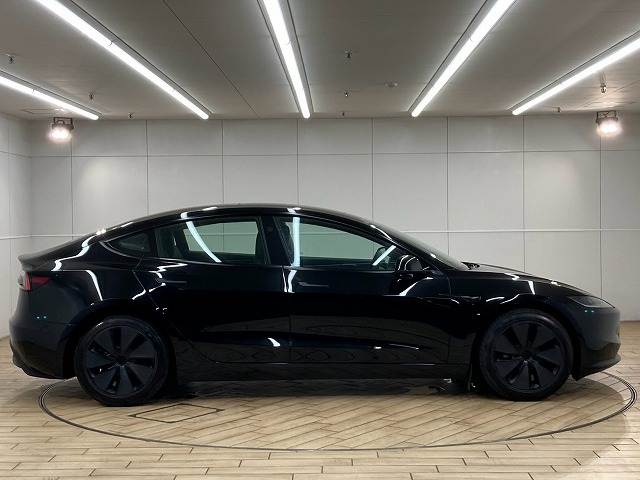 テスラ Model 3の画像18
