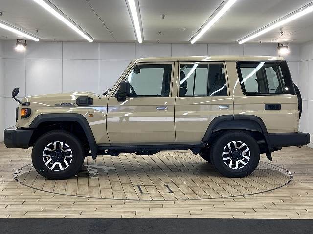 トヨタ ランドクルーザー70系の画像17
