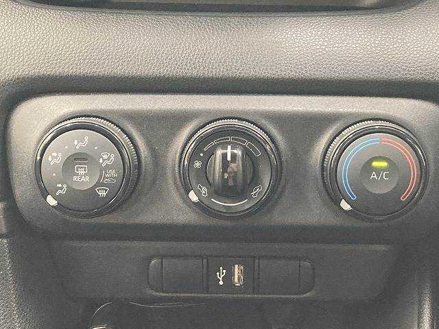 トヨタ&nbsp;ヤリスの画像10