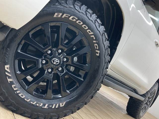 トヨタ ランドクルーザープラドの画像19