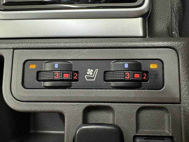 トヨタ&nbsp;ランドクルーザープラドの画像7