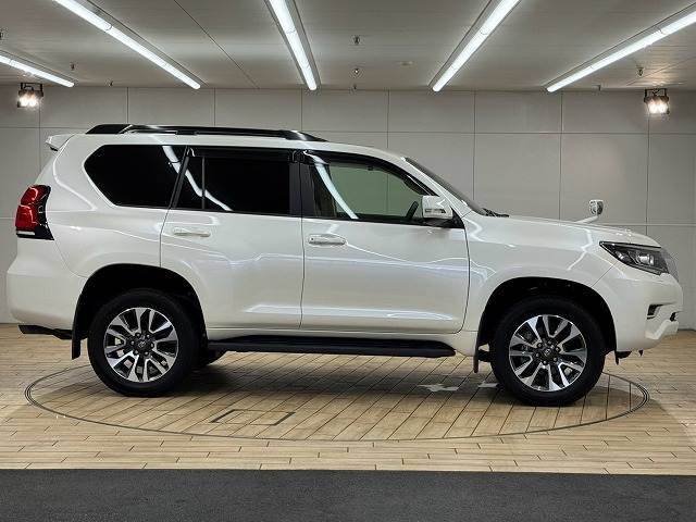 トヨタ&nbsp;ランドクルーザープラドの画像18
