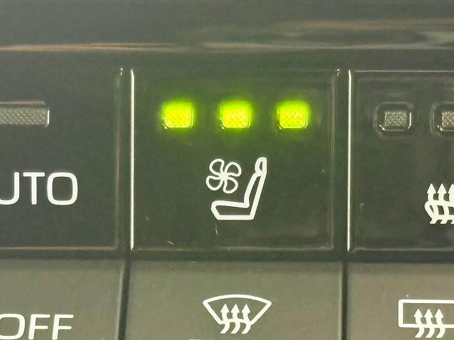 トヨタ クラウンクロスオーバーの画像8