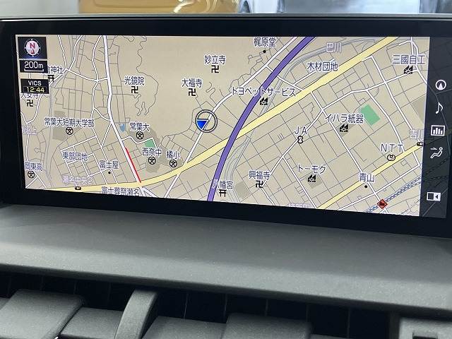 NXNX300 Iパッケージ サンルーフ/オプション18インチアルミ/3眼LEDヘッドライト/レーダークルーズコントロール/パワーバックドア/パワーシート/衝突軽減ブレーキ/レーンディパーチャアラート/オートハイビーム 内装他
