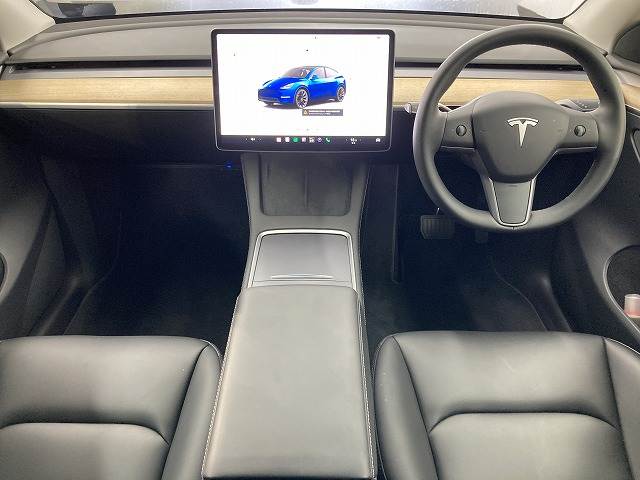 テスラModel YデュアルモーターAWD ロングレンジ ムーンルーフ/シートヒーター/ステアリングヒーター/レーンキープアシスト/アダプティブクルーズコントロール/サイドカメラ/バックカメラ/LEDヘッドライト/AppleCarPlay/ETC 内装他