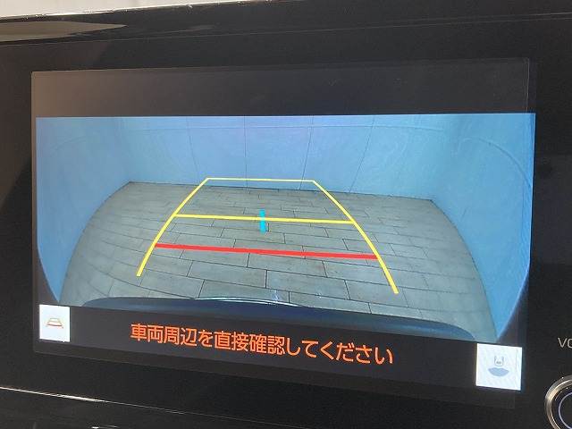 カローラクロスハイブリッド　Ｚ　ワンオーナー／純正ディスプレイオーディオ／バックカメラ／衝突軽減ブレーキ／レーンディパーチャアラート／オートハイビーム／レーダークルーズコントロール／パワーバックドア／パワーシート／ＥＴＣ 内装他