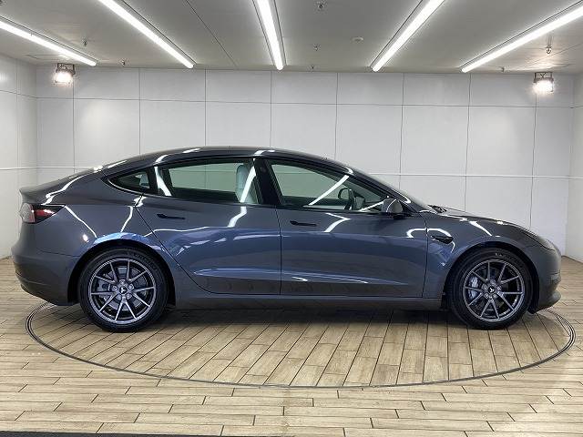 テスラ&nbsp;Model 3の画像18