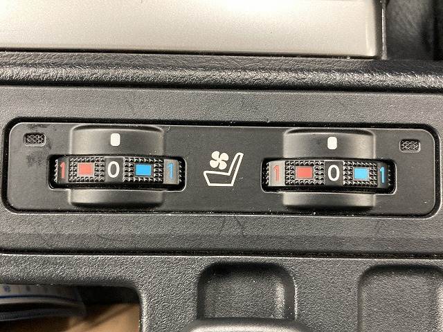 トヨタ ランドクルーザープラドの画像8