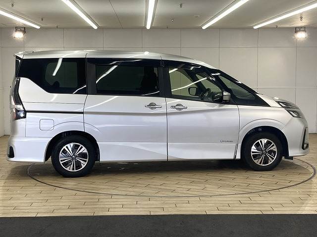 日産 セレナの画像18