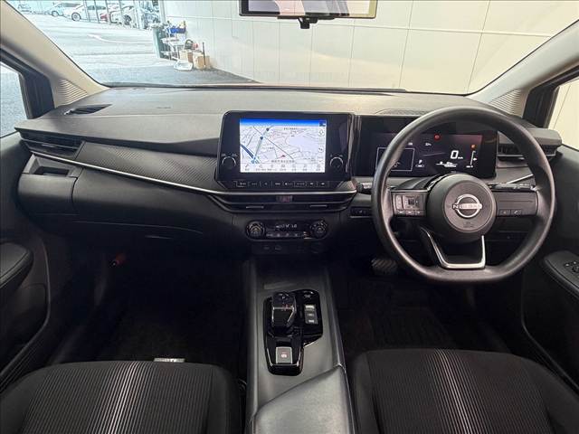 日産ノートX 全周囲カメラ/デジタルインナーミラー/コネクトナビ/フルセグTV/Bluetooth/クリアランスソナー/ブラインドスポットモニター/オートマチックハイビーム/ETC2.0 内装他