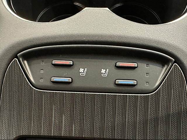 トヨタ ハリアーハイブリッドの画像8