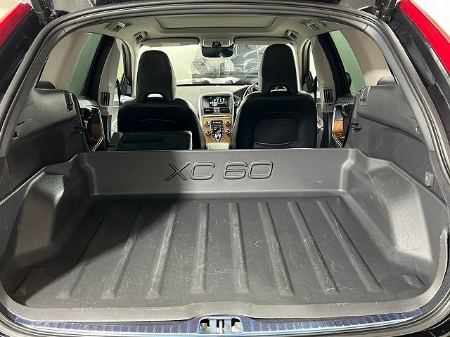 ボルボ XC60の画像13