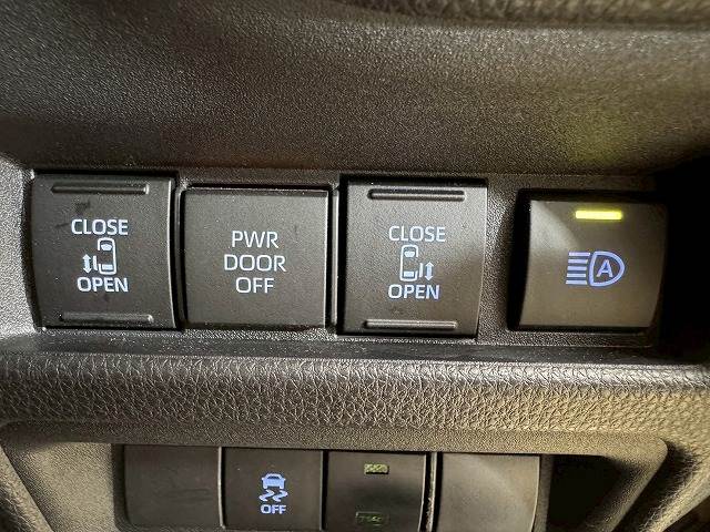 トヨタ シエンタハイブリッドの画像7